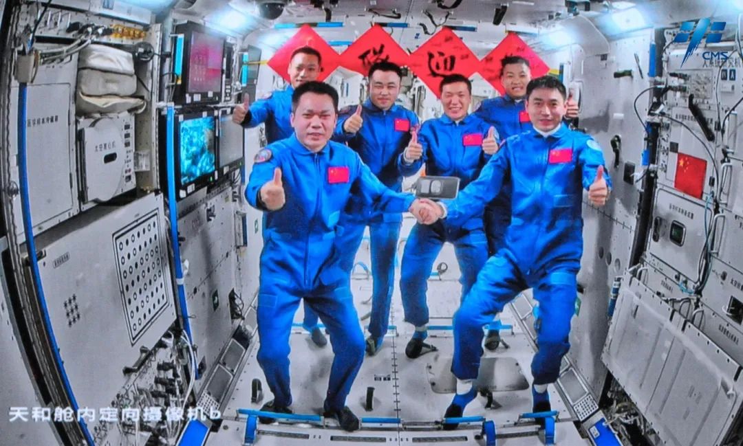 杏宇官网：神舟十八号3名航天员顺利进驻中国空间站